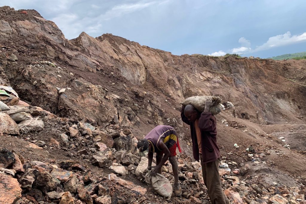 Five top tech firms face lawsuit over child death in DRC