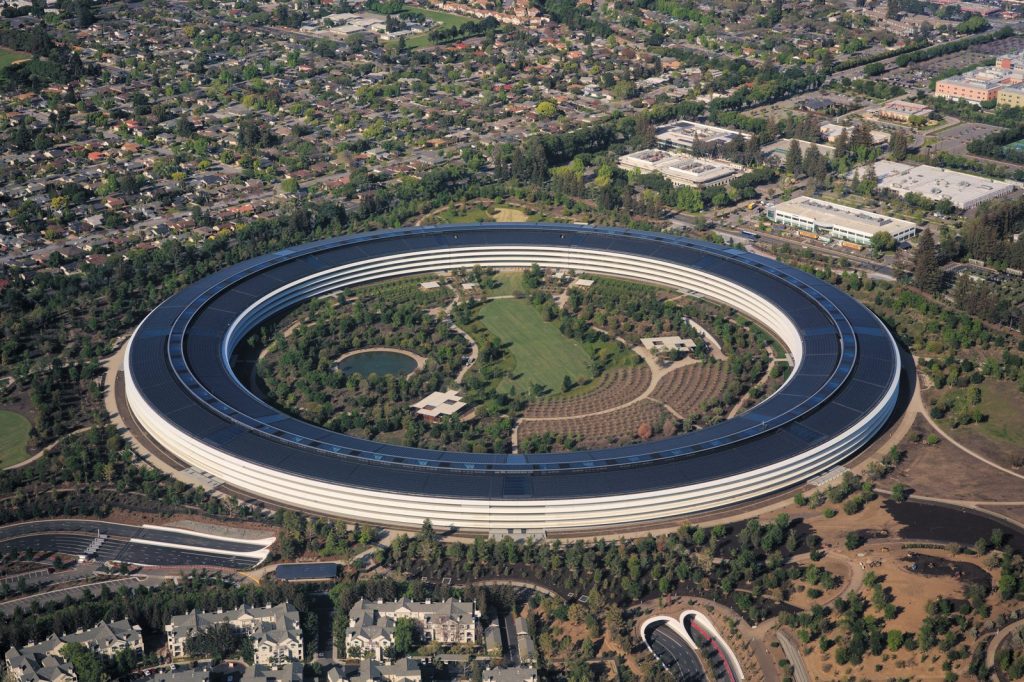 Apple to Pay Up to 500 Million in iPhone Settlement Deal