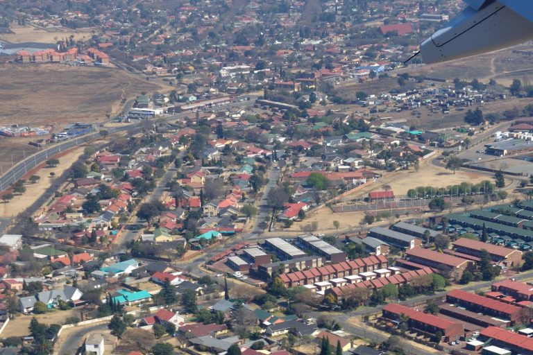 Nitrate Gas Leak Kills 17 in Boksburg Settlement