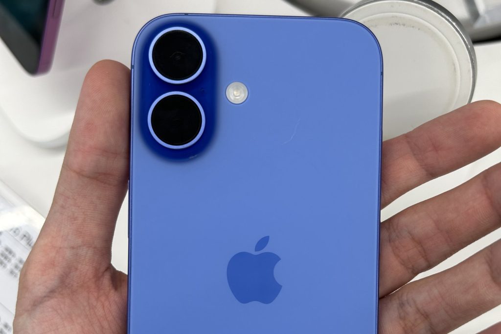 Apple Unveils iPhone 16 and 16 Pro Models