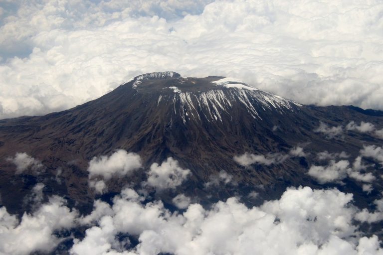 Helicopter Crash on Mount Kilimanjaro Kills Five on Christmas Eve
