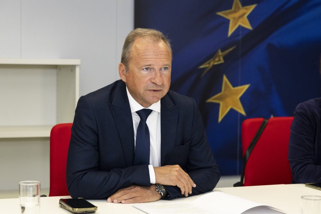Luxembourg drops approval for Israel Bonds issue: What that means