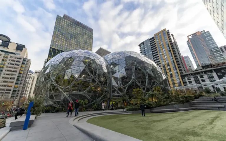 Amazon Sells Fake Baby Car Seats, Poses Safety Risk to Children